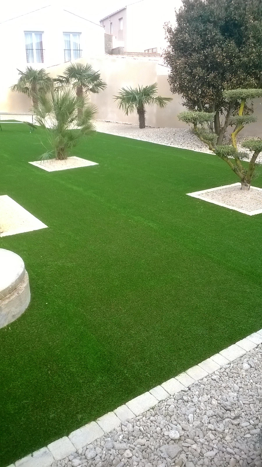 Arôme Paysage entretien votre jardin dans le 85